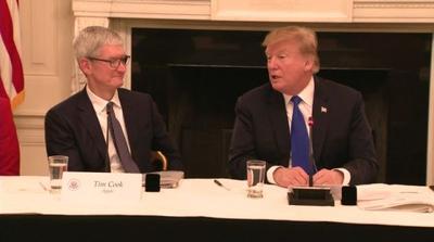 „Баг“ на уредите на Apple: Велиш „расист“, се појавува Трамп